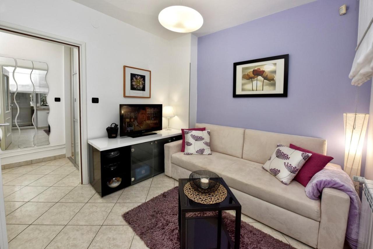 Apartments Lavizatic Пореч Екстер'єр фото