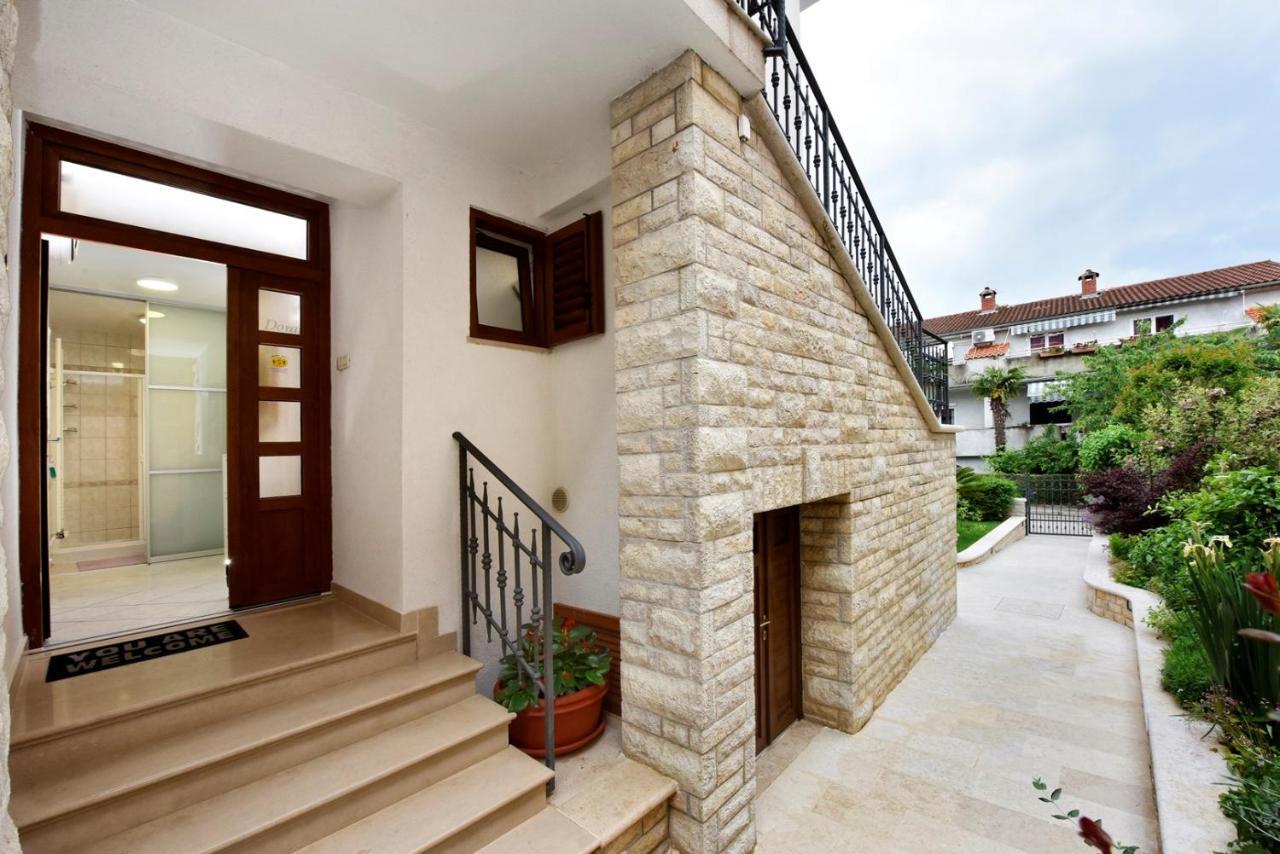Apartments Lavizatic Пореч Екстер'єр фото