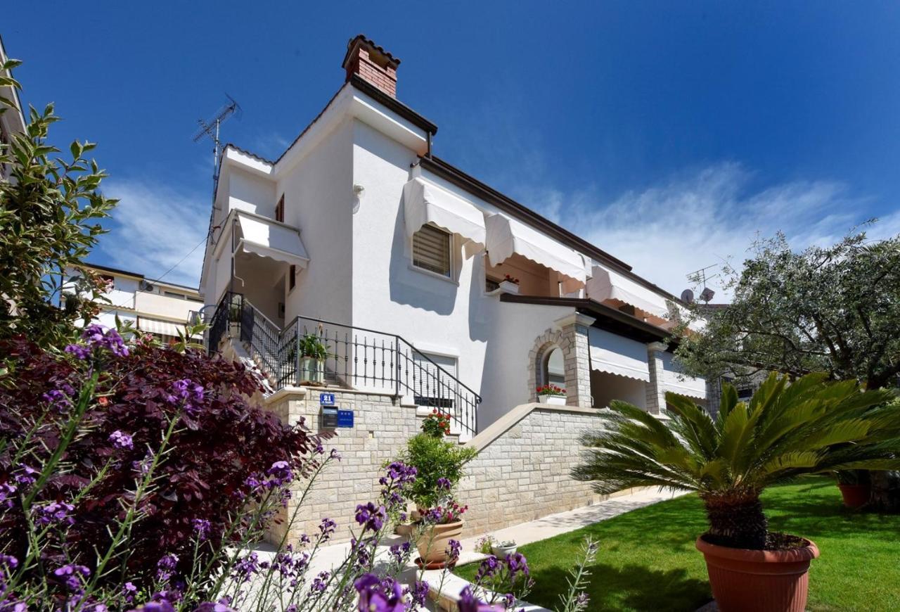 Apartments Lavizatic Пореч Екстер'єр фото