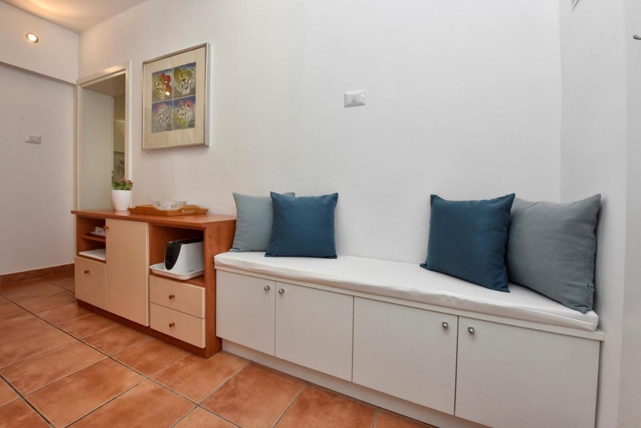 Apartments Lavizatic Пореч Екстер'єр фото